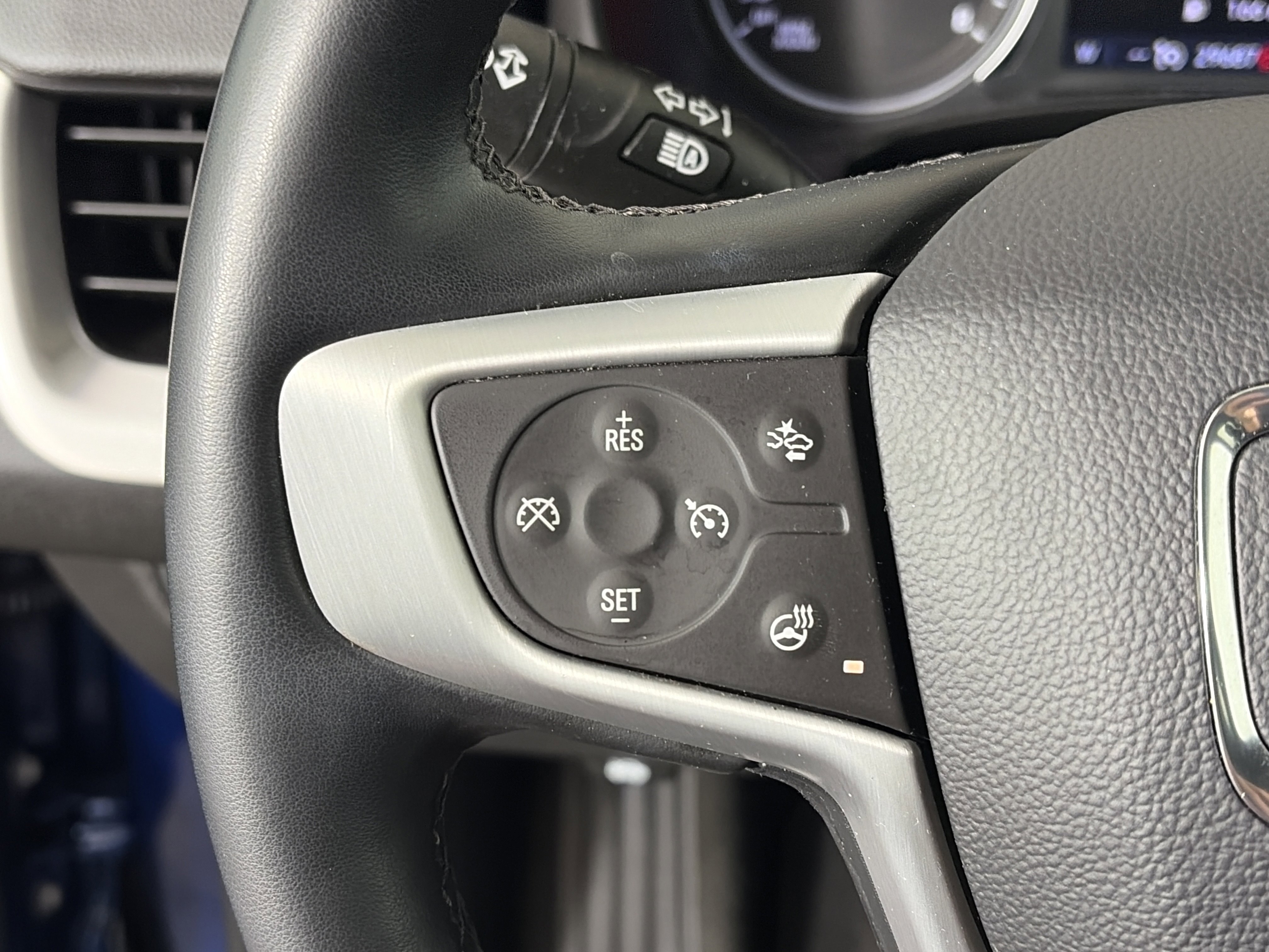 Certified 2023 GMC Terrain SLT image 32