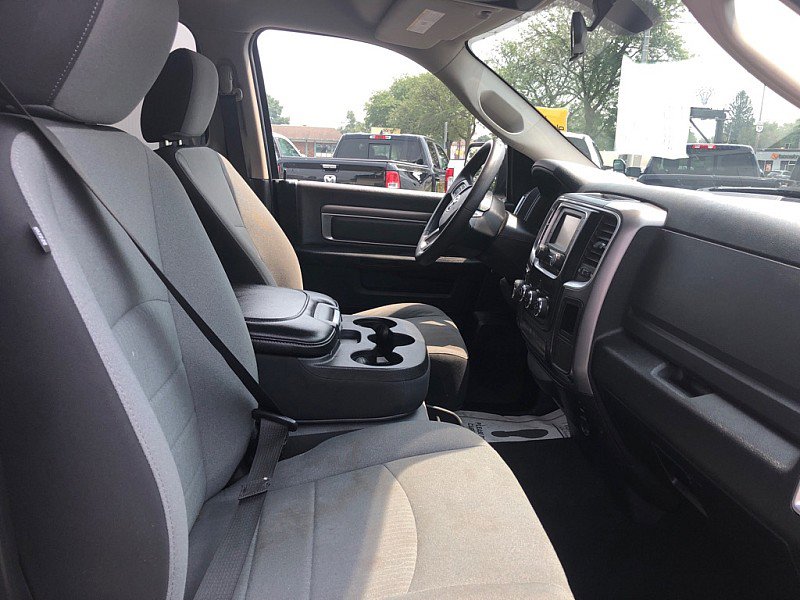 Used 2021 RAM 1500 Classic SLT image 16