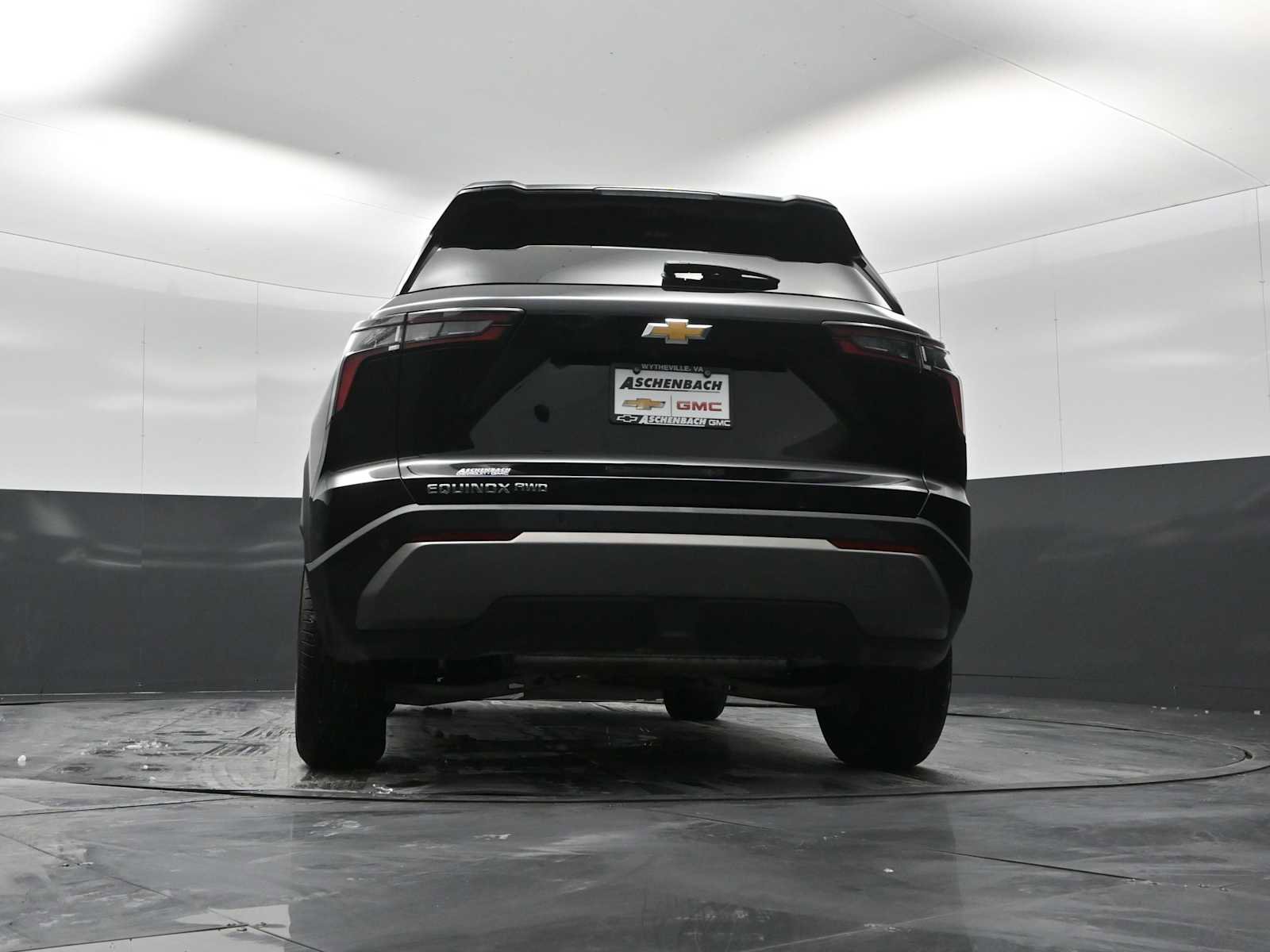 Used 2025 Chevrolet Equinox LT w/ Convenience Package II image 24