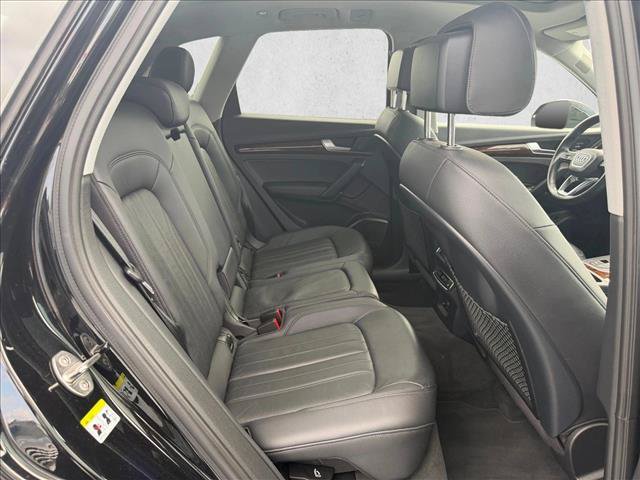 Used 2018 Audi Q5 2.0T Premium Plus w/ Premium Plus Package AWD/4WD image 14