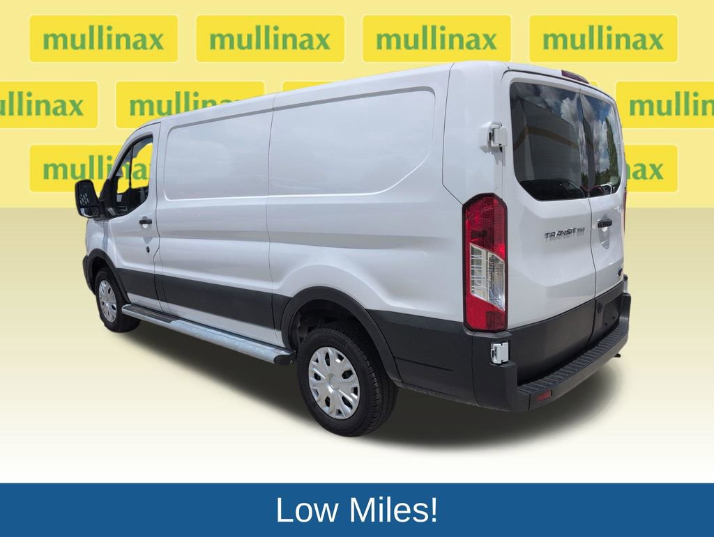 Used 2025 Ford Transit 250 Low Roof w/ Exterior Upgrade Package RWD image 8
