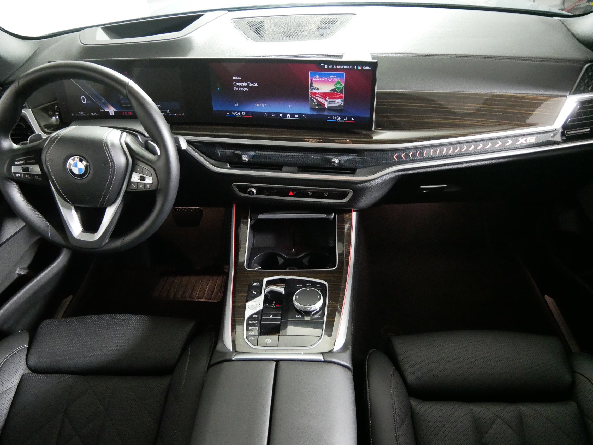 Used 2024 BMW X5 xDrive40i w/ Premium Package image 10