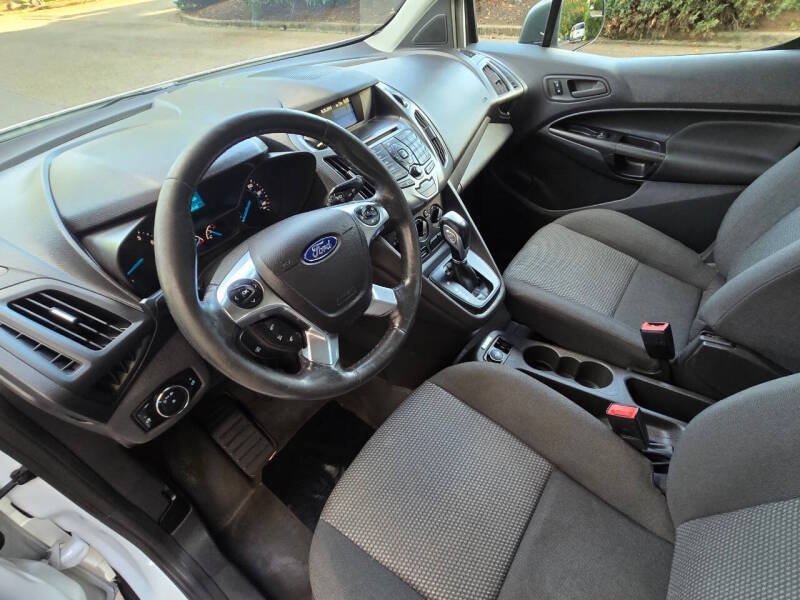 Used 2016 Ford Transit Connect XL FWD image 11