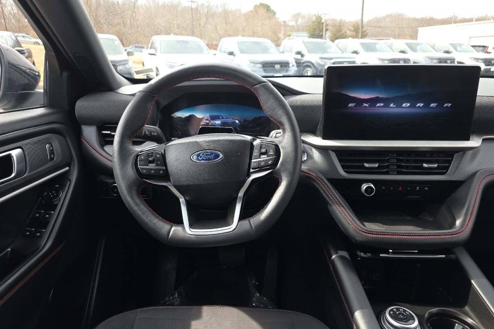 Used 2025 Ford Explorer ST-Line image 14