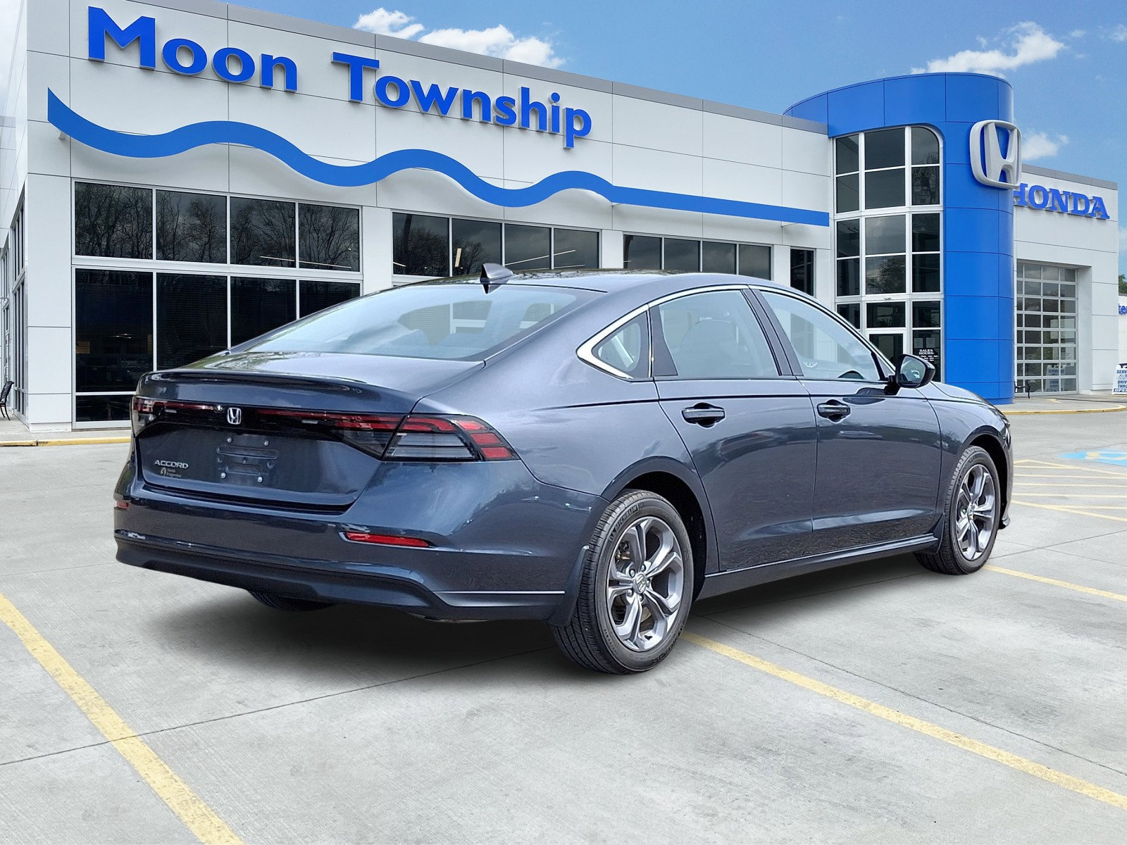 Used 2024 Honda Accord EX image 6