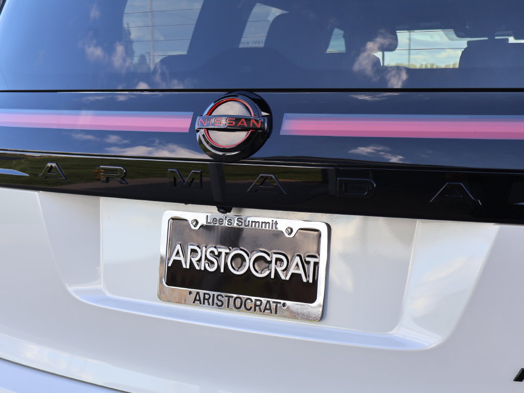 Used 2026 Nissan Armada PRO-4X AWD/4WD image 8