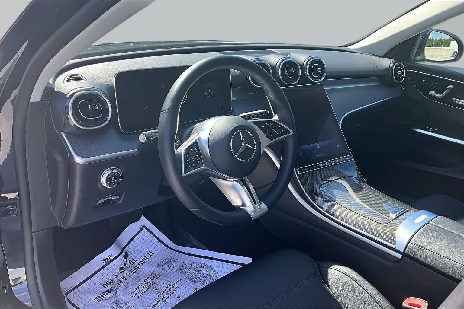Used 2022 Mercedes-Benz C 300 Sedan image 17
