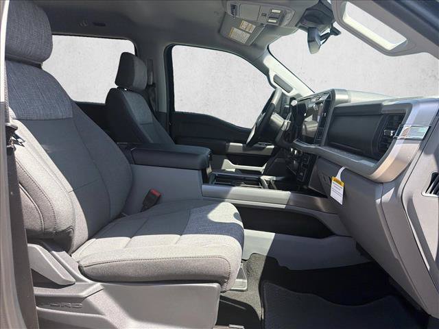New 2026 Ford F250 XLT w/ XLT Premium Package AWD/4WD image 24