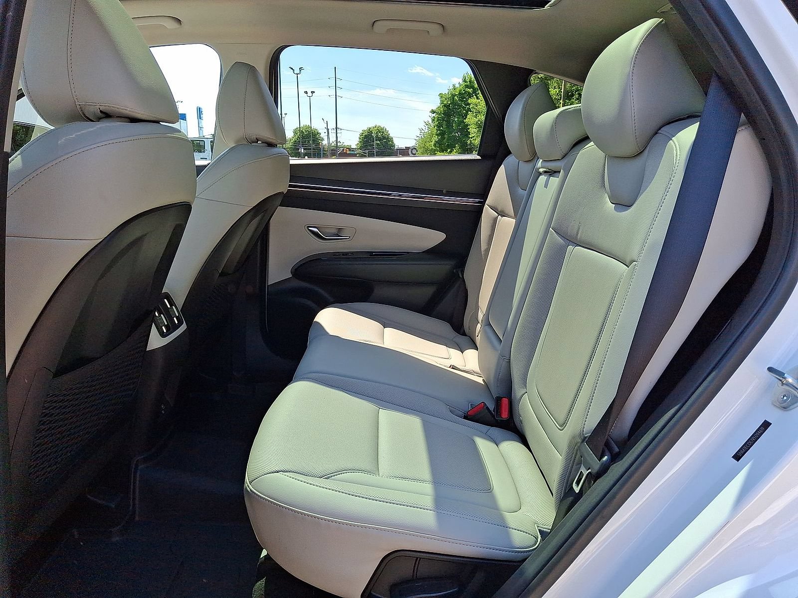 Certified 2024 Hyundai Tucson Limited AWD/4WD image 26