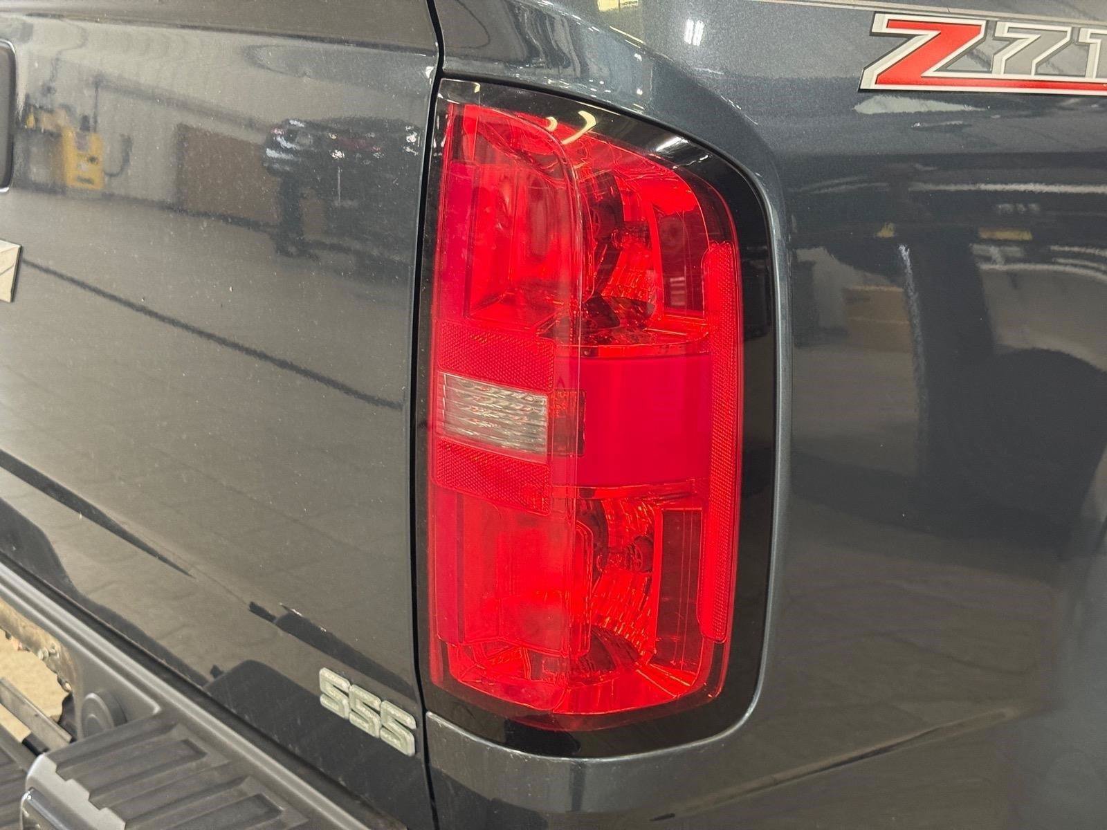Used 2020 Chevrolet Colorado Z71 RWD image 14