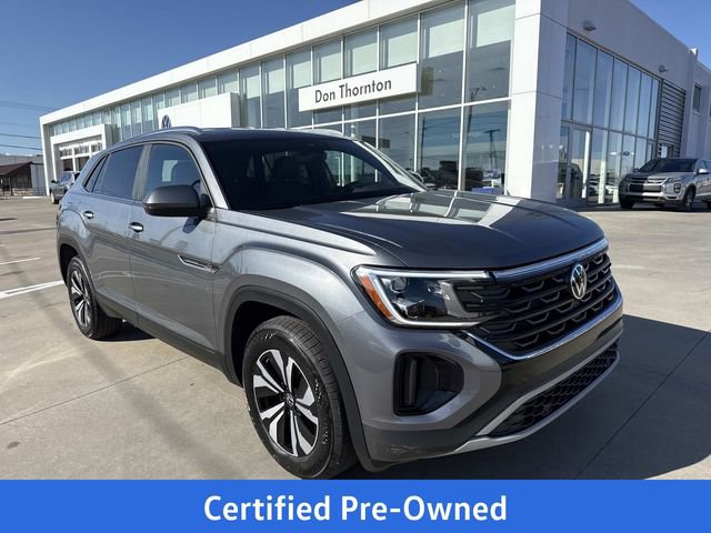 Certified 2025 Volkswagen Atlas Cross Sport SE FWD image 1