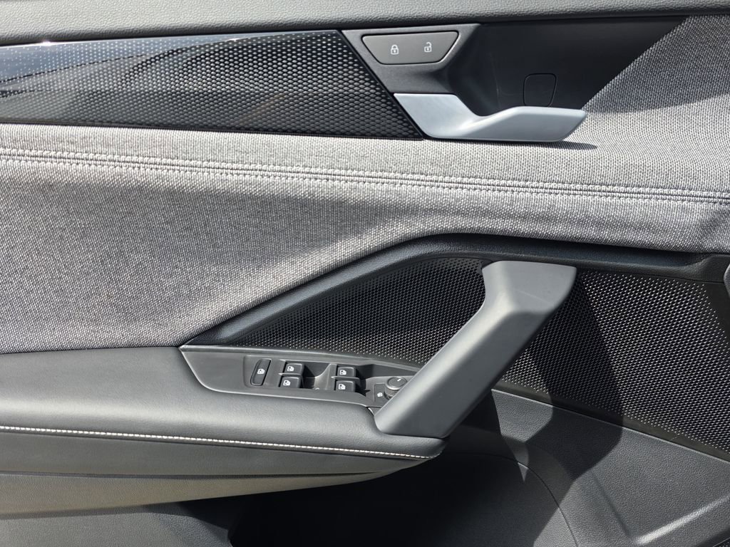 New 2026 Volkswagen Tiguan S image 16