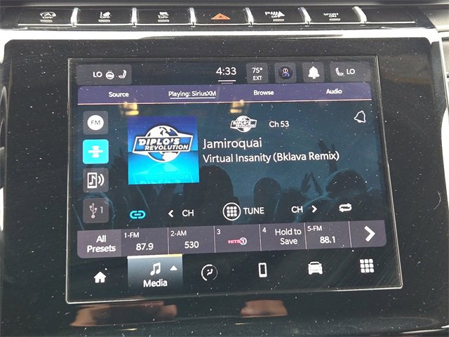 Used 2024 Jeep Grand Cherokee Altitude image 19