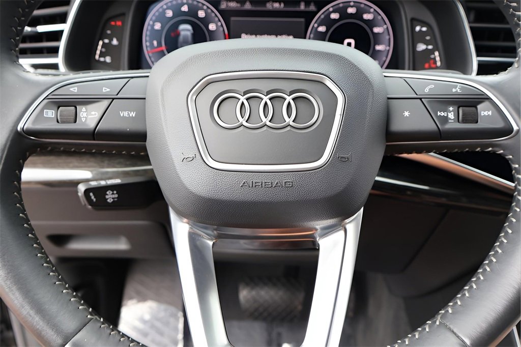 Used 2019 Audi Q8 Premium image 21