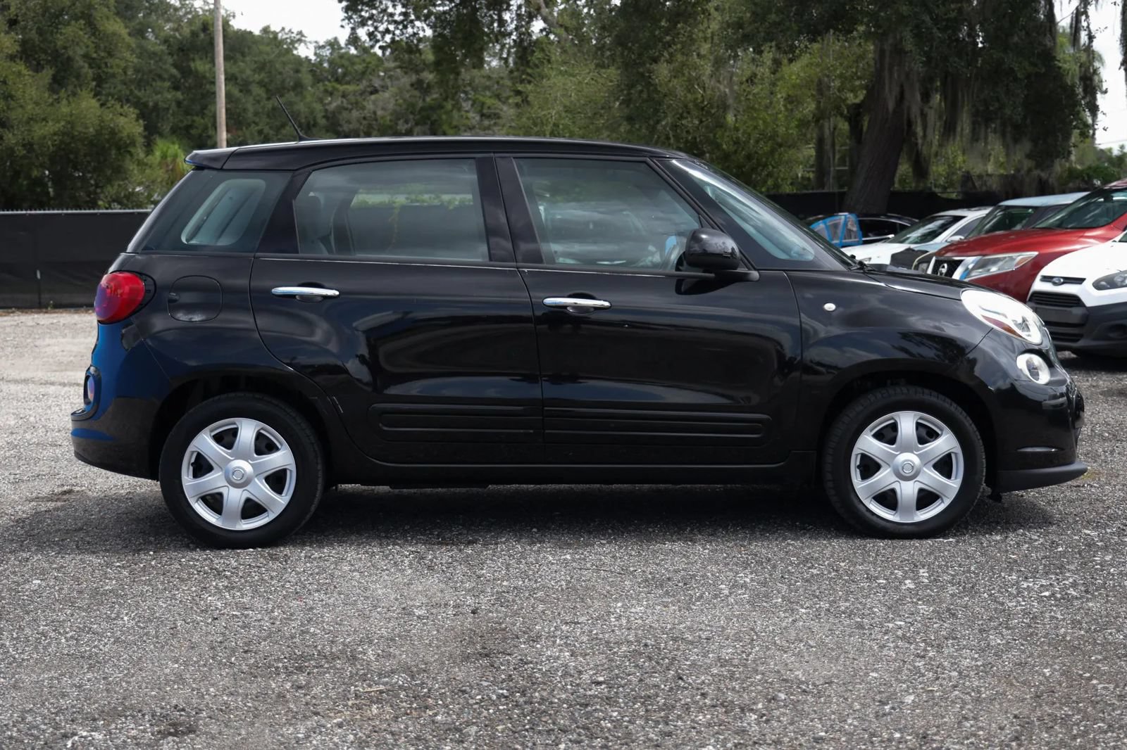 Used 2016 FIAT 500L Pop FWD image 8