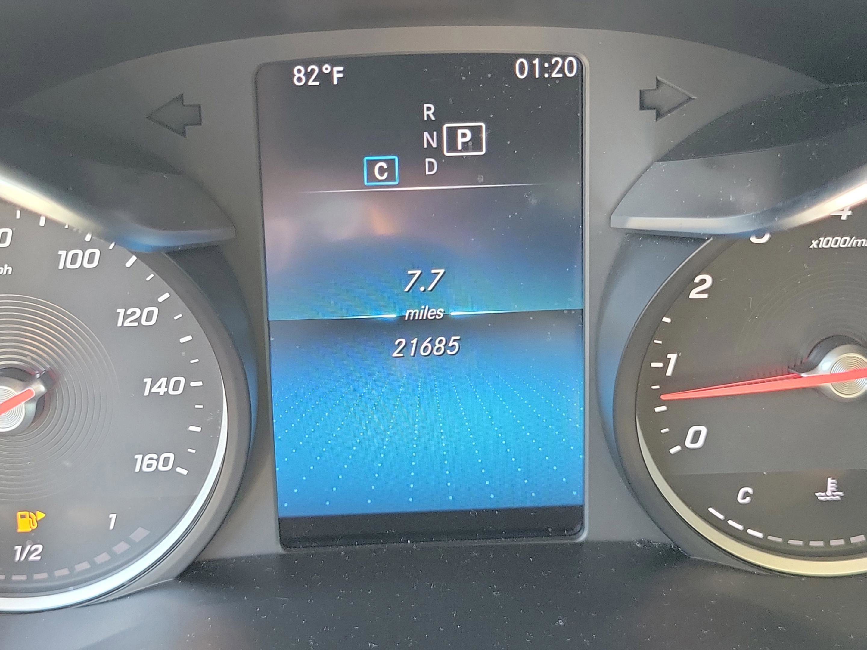 Used 2022 Mercedes-Benz GLC 300 image 31