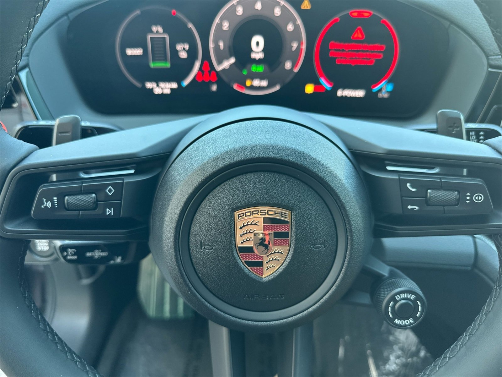 New 2025 Porsche Panamera 4 image 26