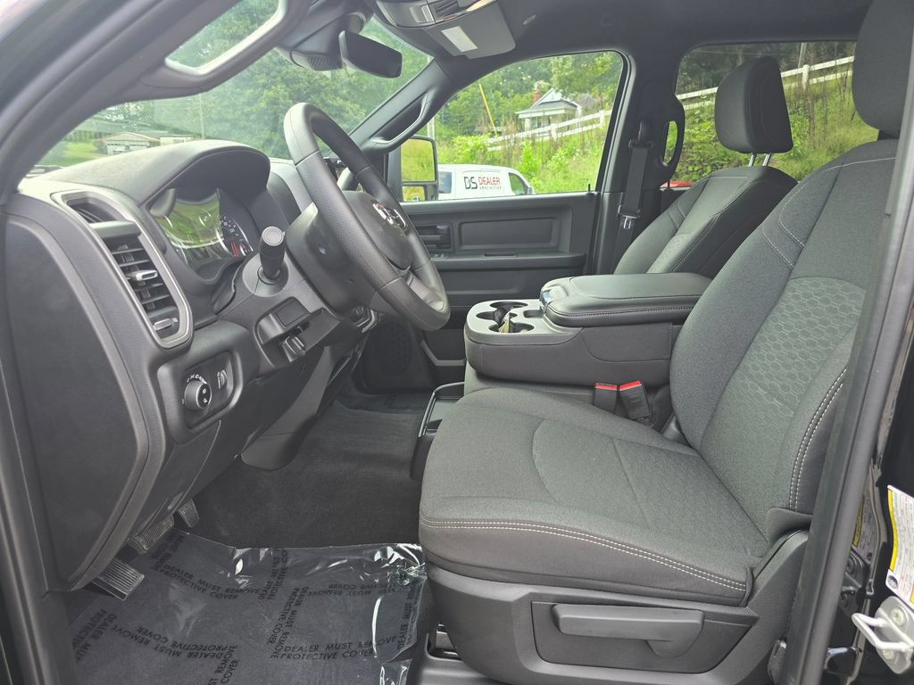 New 2027 RAM 2500 Tradesman AWD/4WD image 4