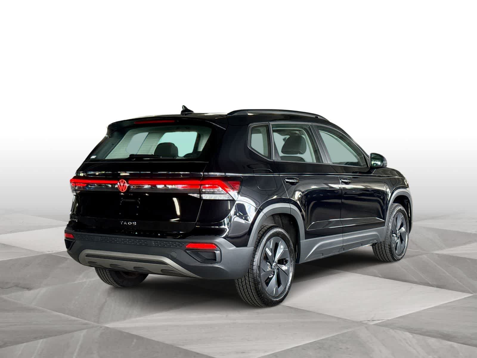 Used 2025 Volkswagen Taos S FWD image 8