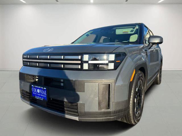 Used 2025 Hyundai Santa Fe SE AWD/4WD image 2