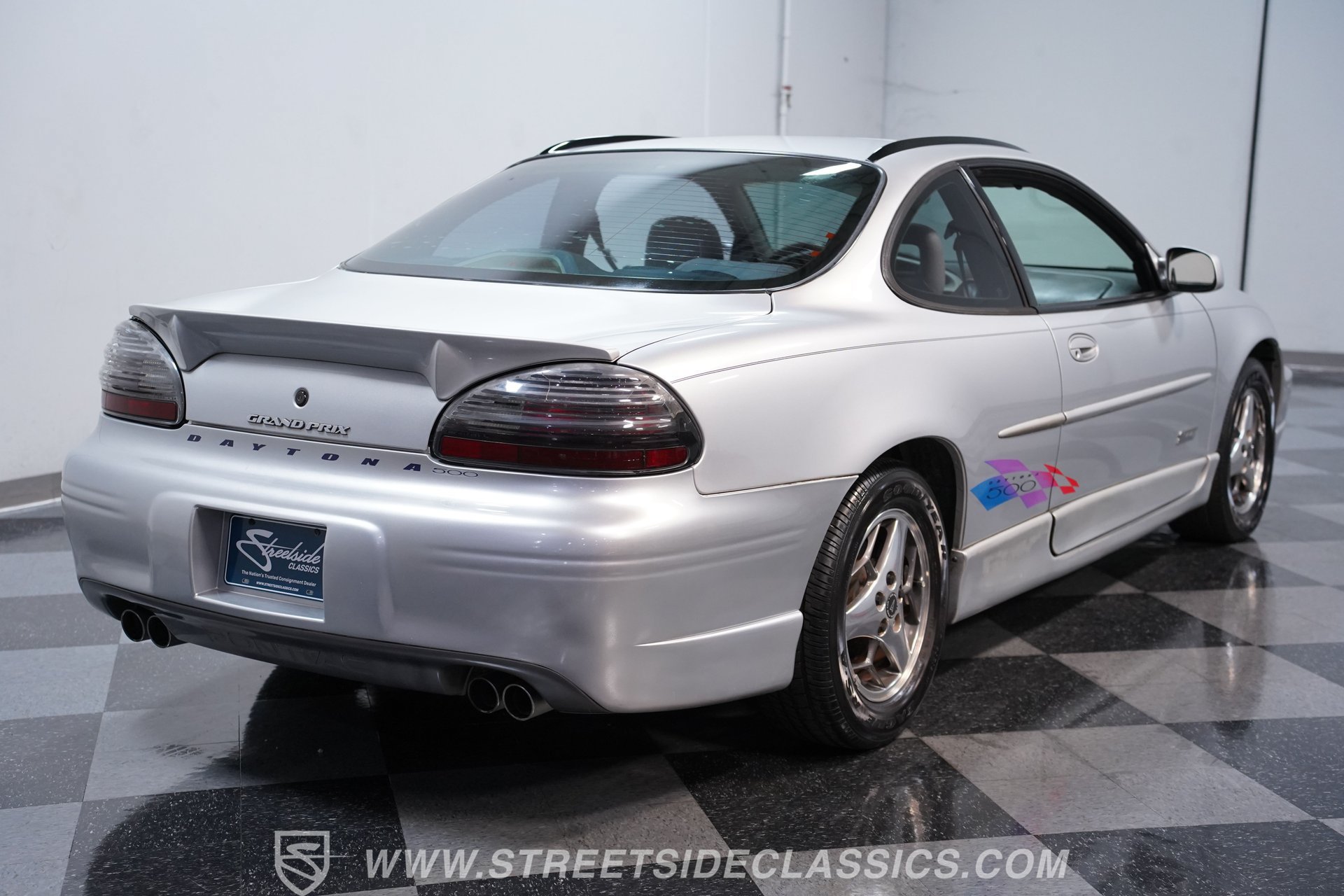 Used 2000 Pontiac Grand Prix GTP w/ Opt Pkg FWD image 10