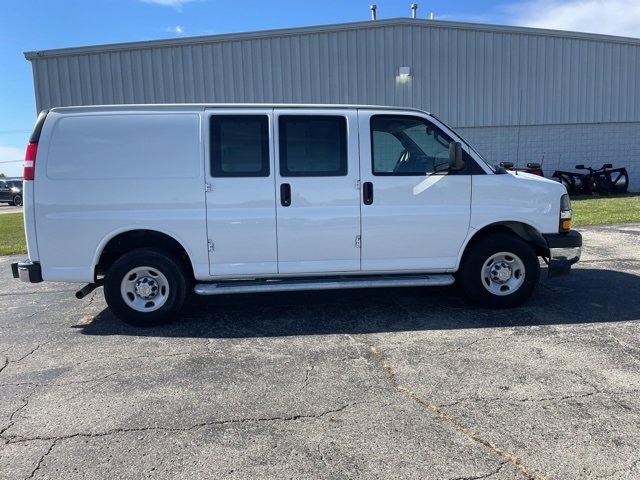 Used 2024 Chevrolet Express 2500 Work Van w/ Driver Convenience Package image 11