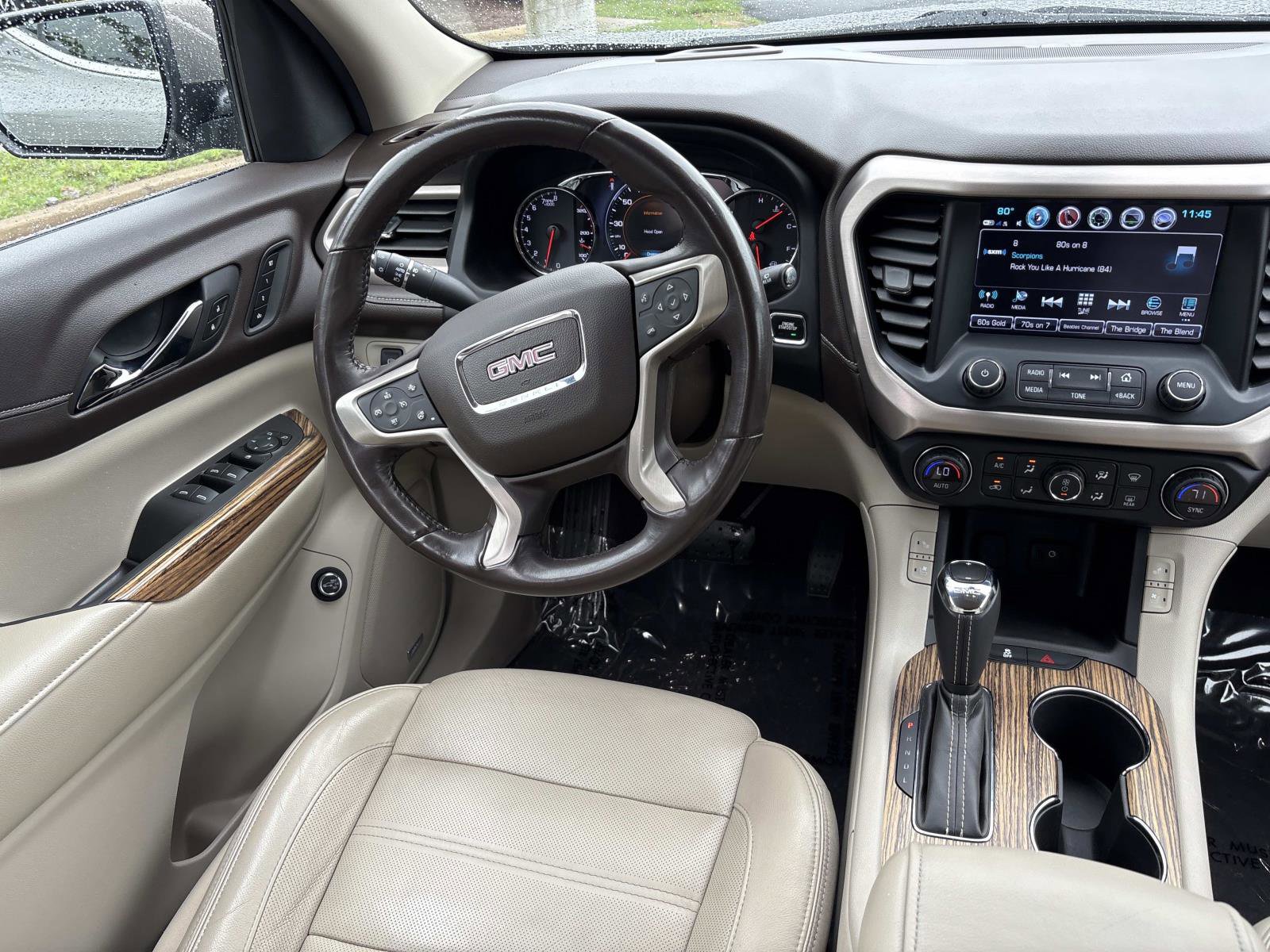 Used 2019 GMC Acadia Denali w/ Technology Package FWD image 26