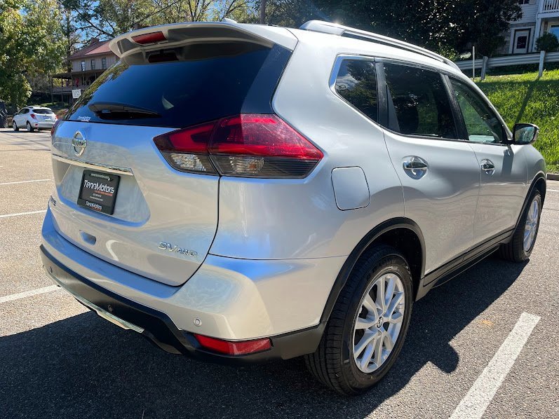 Used 2020 Nissan Rogue SV image 33