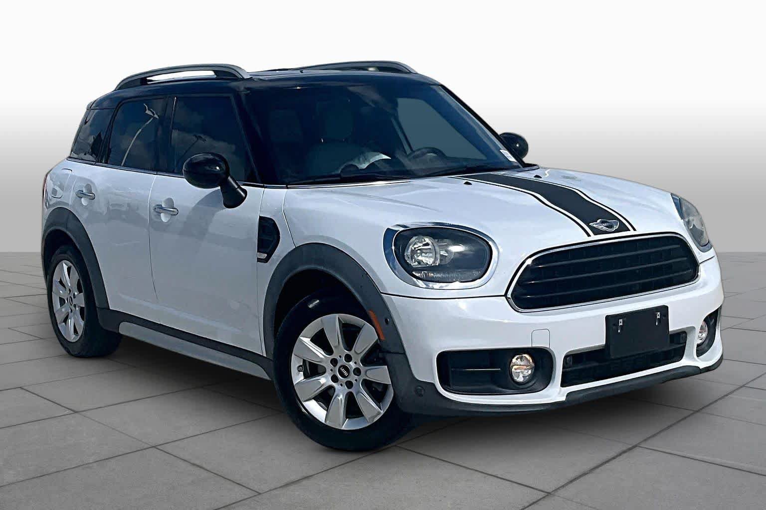 Used 2018 MINI Cooper Countryman FWD image 2
