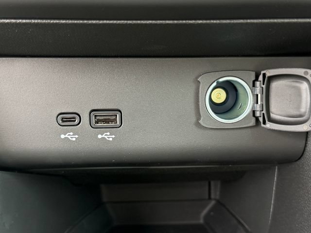 New 2026 Buick Encore GX Preferred w/ Comfort Package FWD image 19