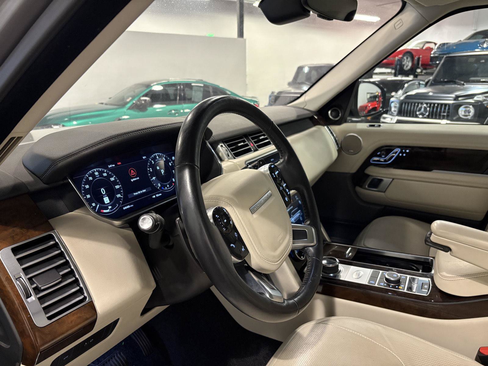 Used 2020 Land Rover Range Rover HSE AWD/4WD image 11