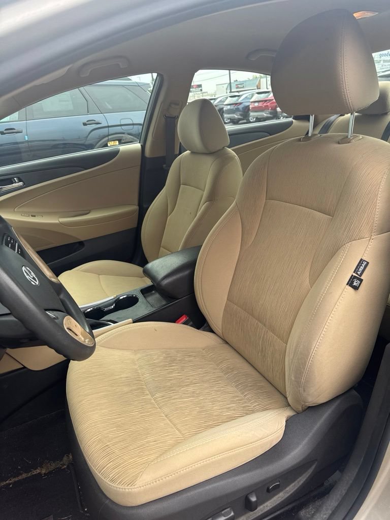 Used 2011 Hyundai Sonata GLS w/ Popular Equipment Pkg 2 FWD image 5