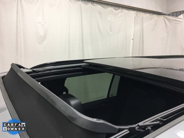 Used 2025 Chevrolet Suburban Z71 w/ Comfort Package image 4