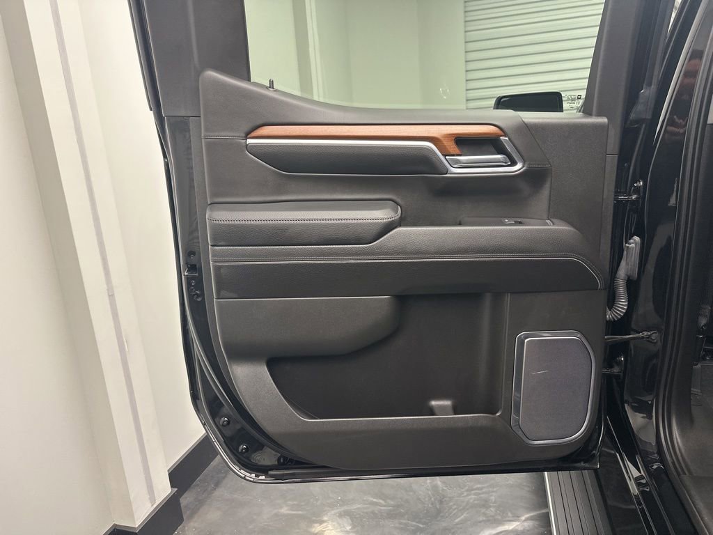 Used 2023 GMC Sierra 1500 Denali w/ Denali Reserve Package image 14