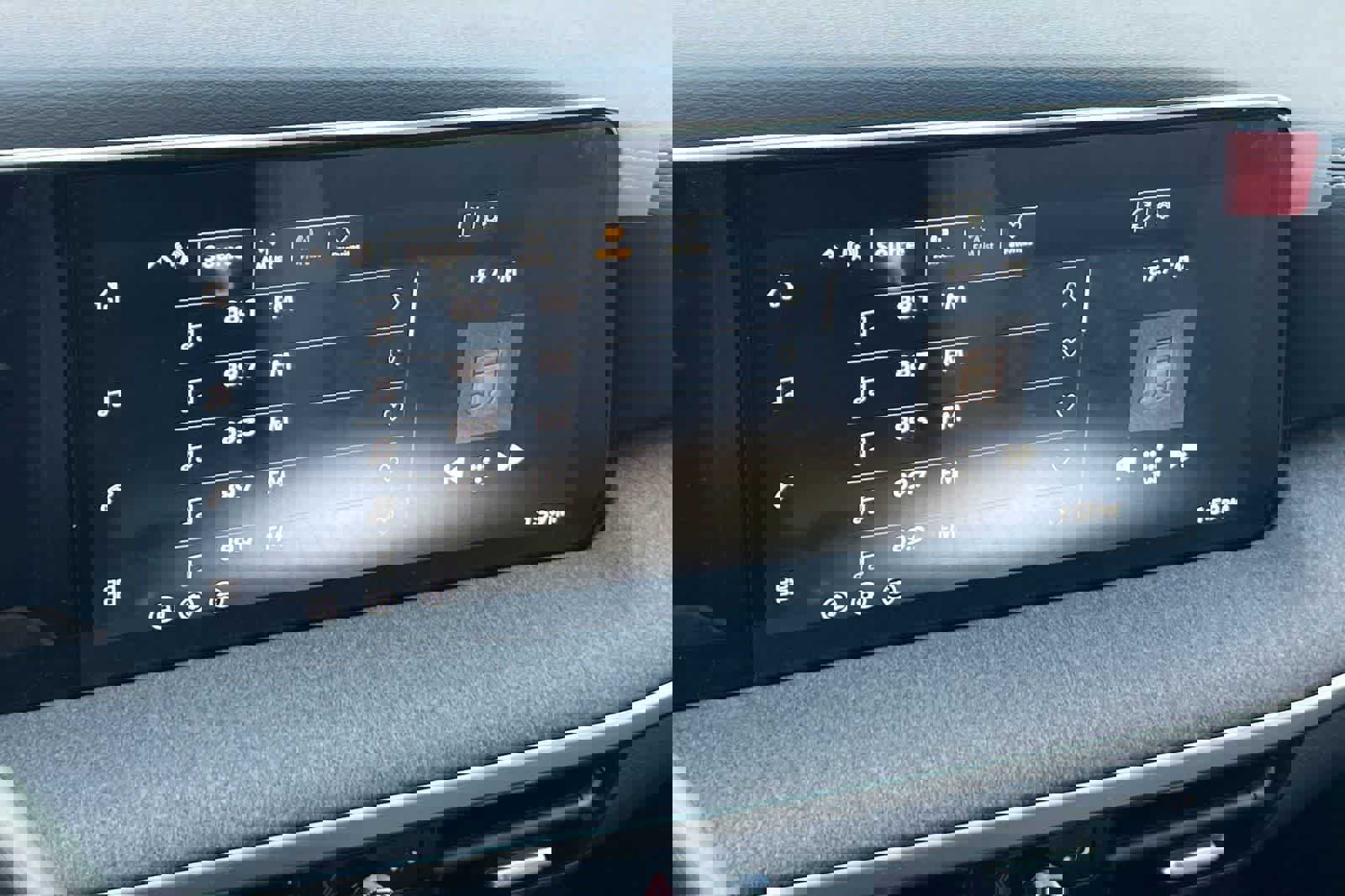 New 2026 Nissan Kicks SV image 21