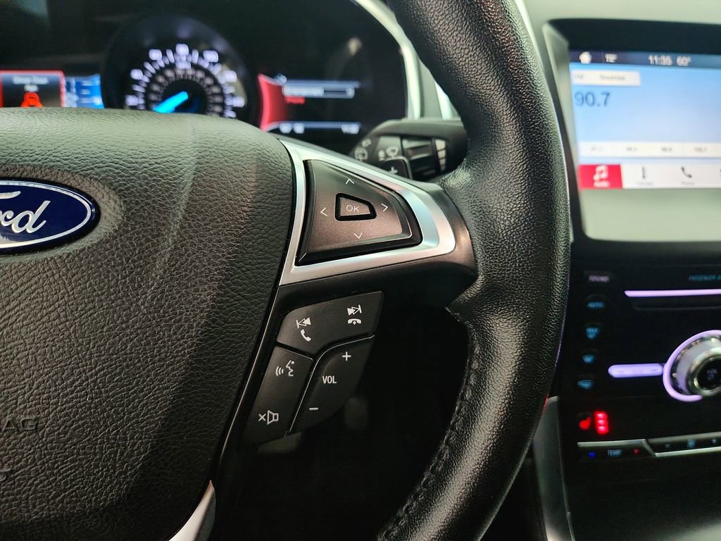 Used 2019 Ford Edge Titanium image 24