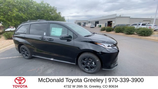New 2026 Toyota Sienna XLE Woodland Edition AWD/4WD image 2
