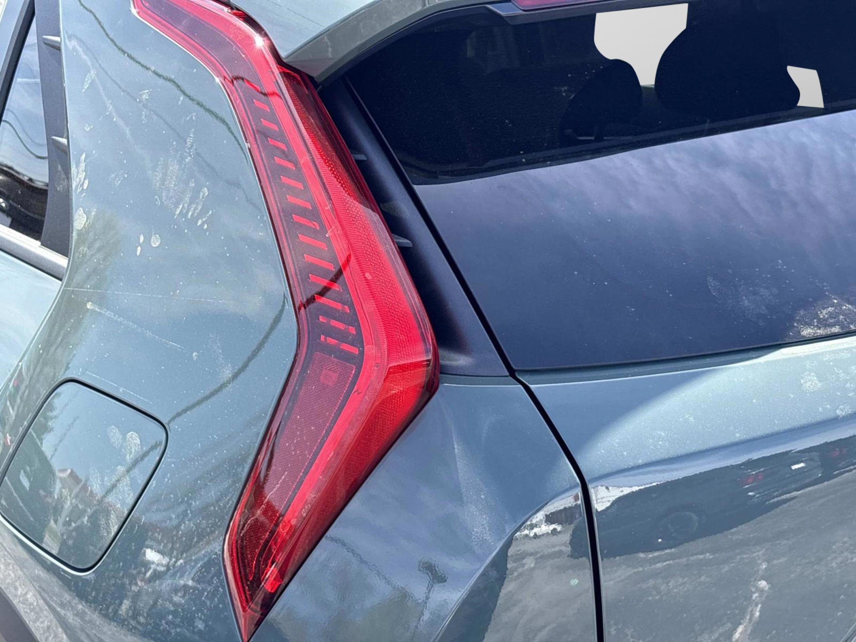 New 2026 Kia Niro EX image 11