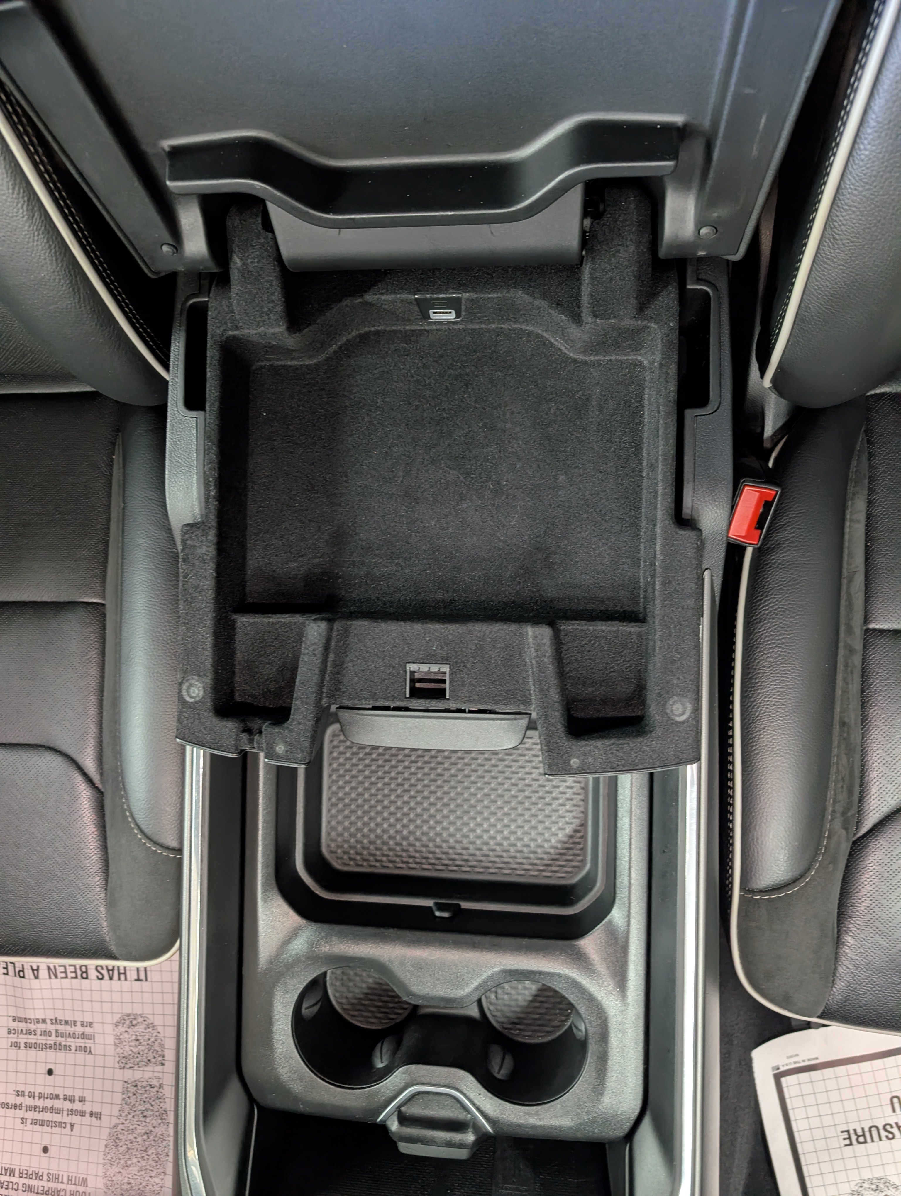 Used 2025 RAM 1500 Laramie AWD/4WD image 12