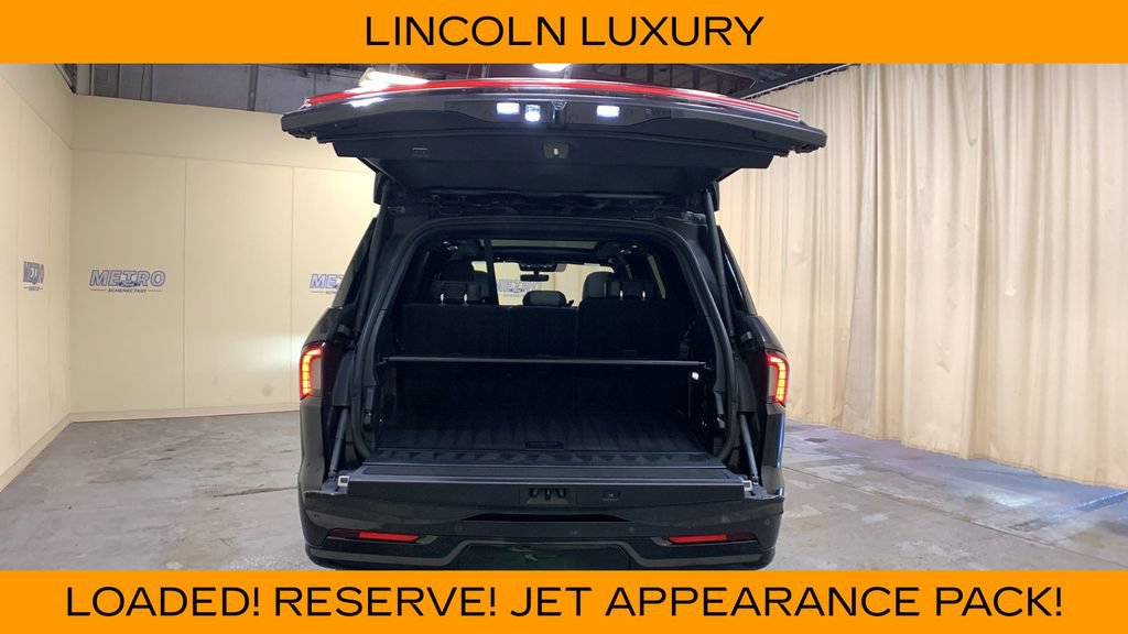 Used 2025 Lincoln Navigator Reserve w/ Jet Appearance Package AWD/4WD image 20