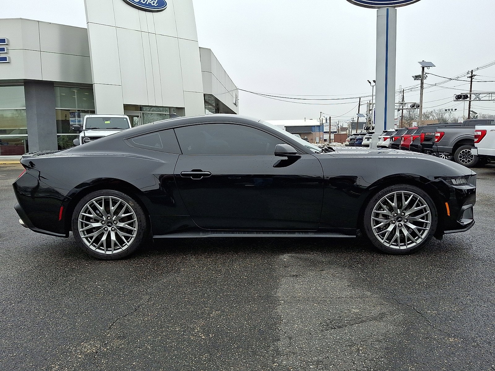 Certified 2024 Ford Mustang Premium RWD image 7