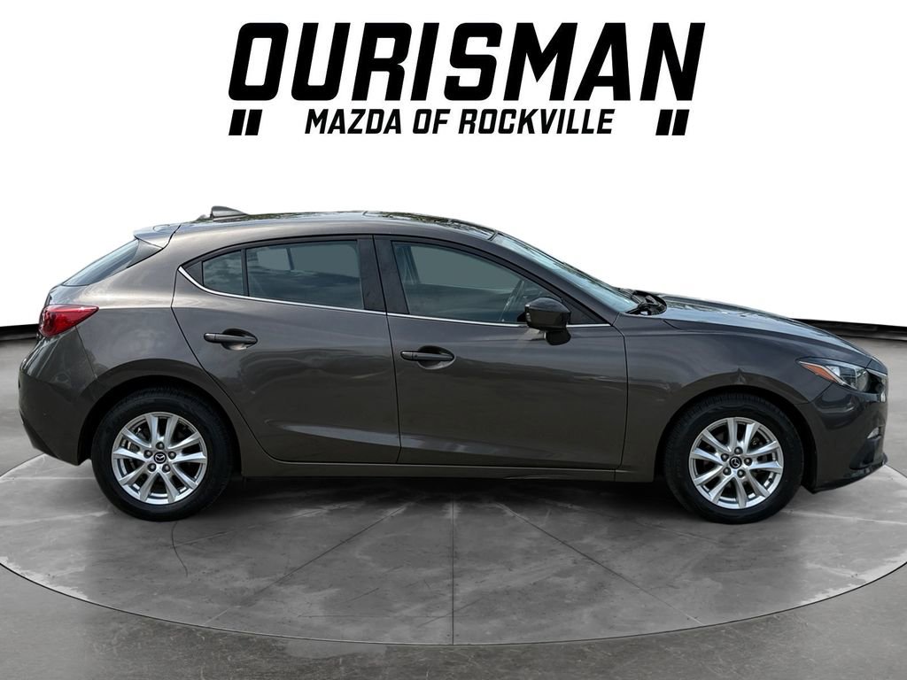 Used 2016 MAZDA MAZDA3 i Touring w/ Popular Equipment Package FWD image 7