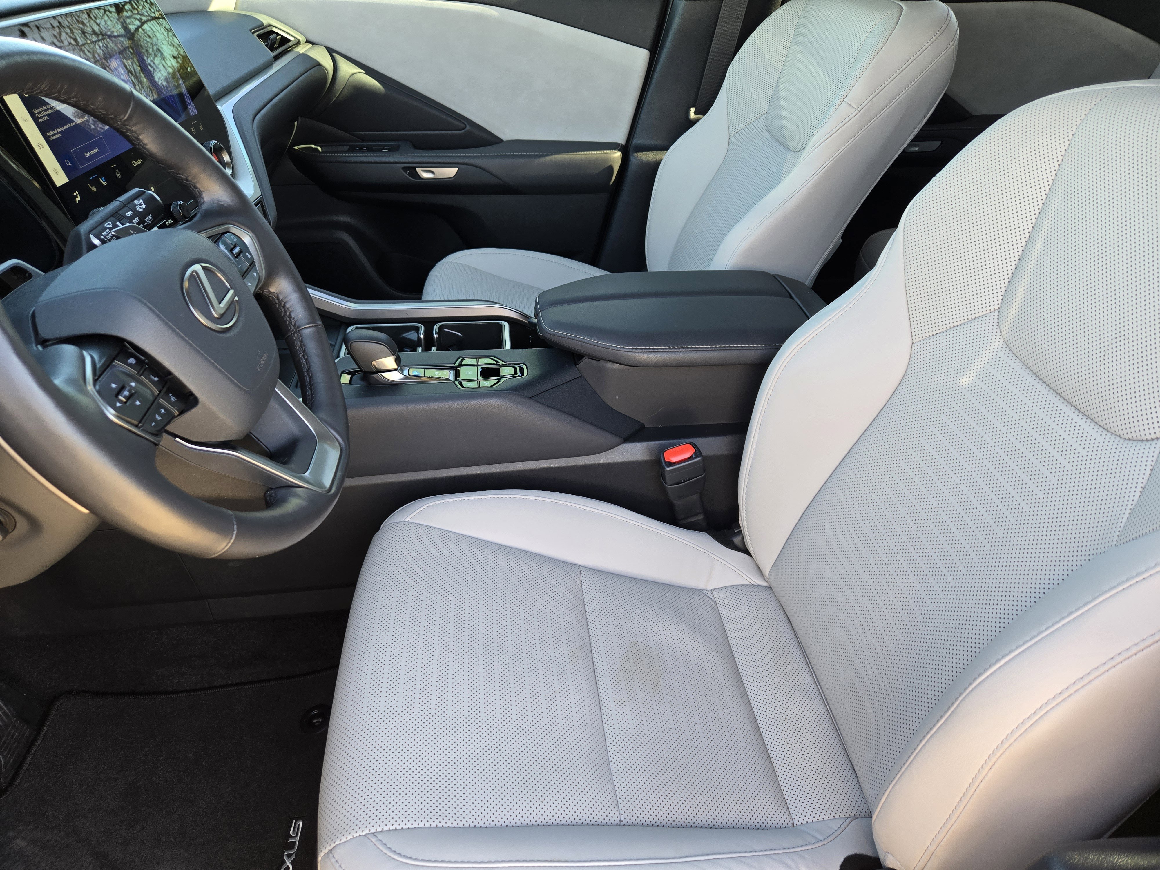 Used 2025 Lexus TX 350 AWD w/ Technology Package image 21