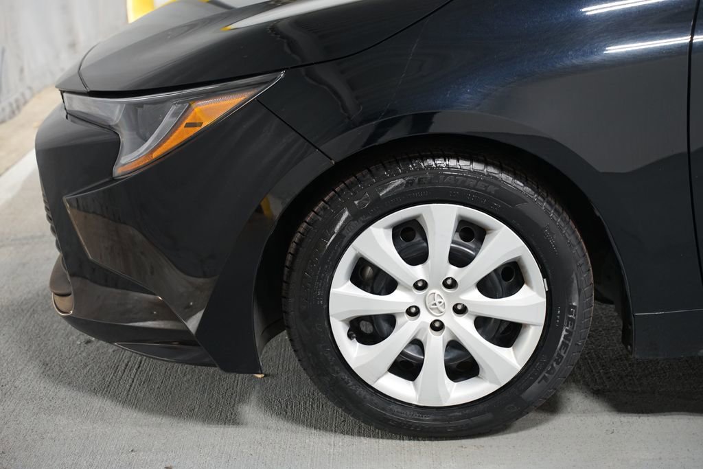 Certified 2024 Toyota Corolla LE image 5