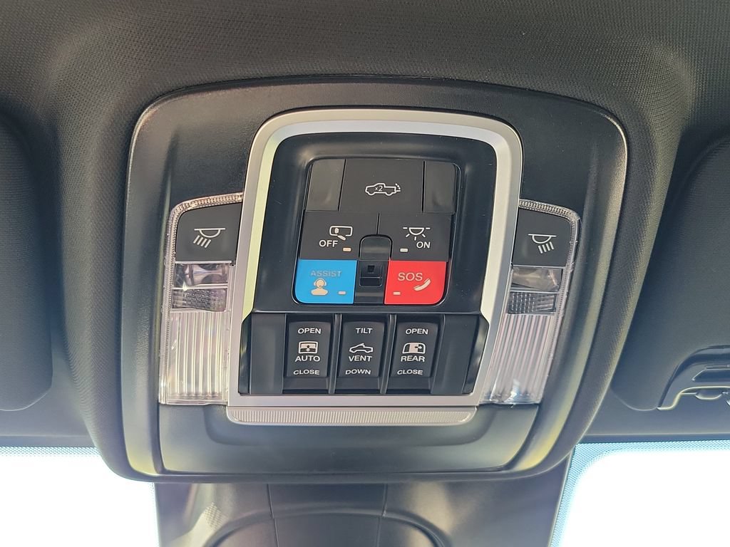 New 2026 RAM 3500 Laramie AWD/4WD image 33