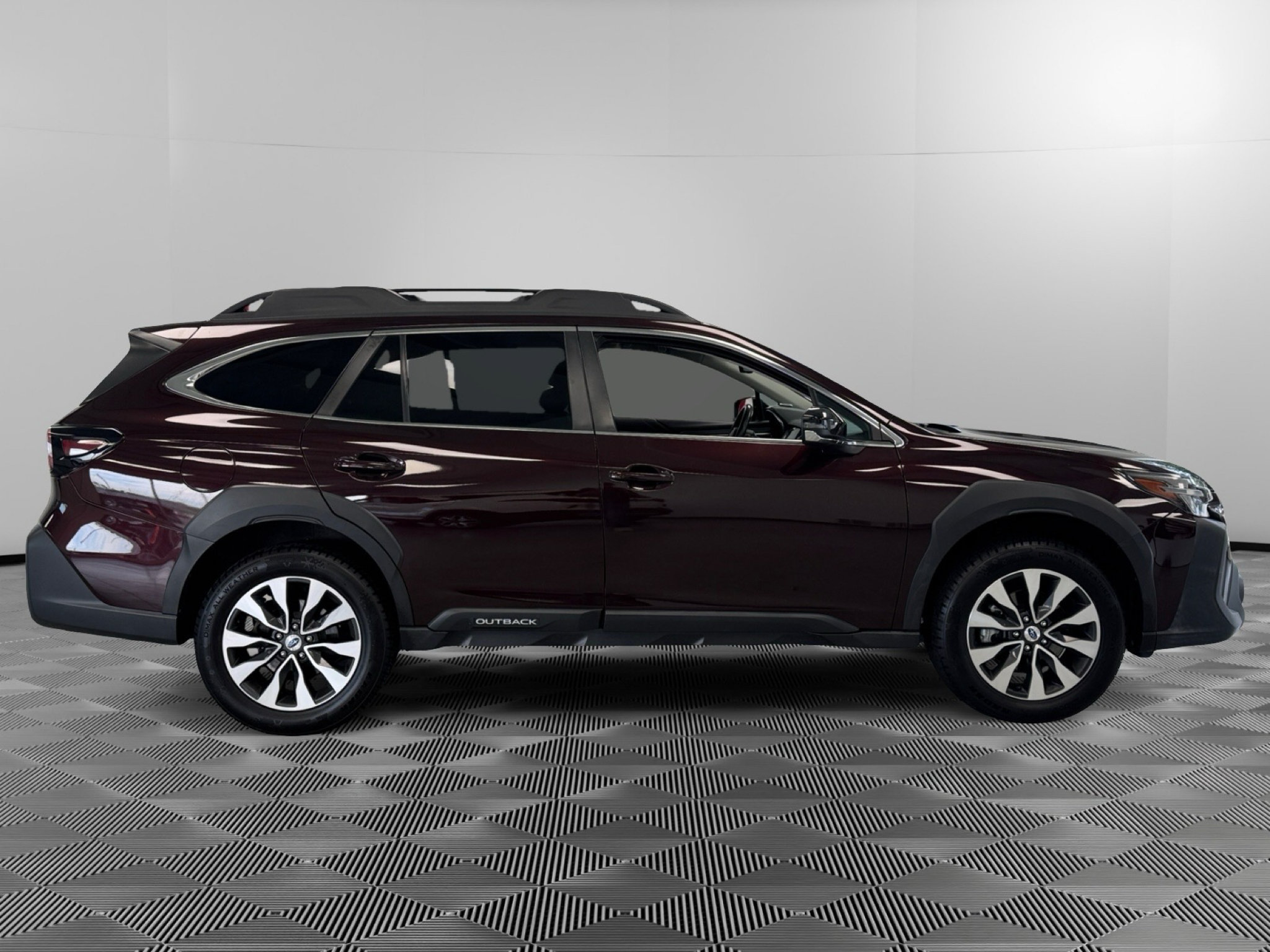Used 2023 Subaru Outback Limited AWD/4WD image 9