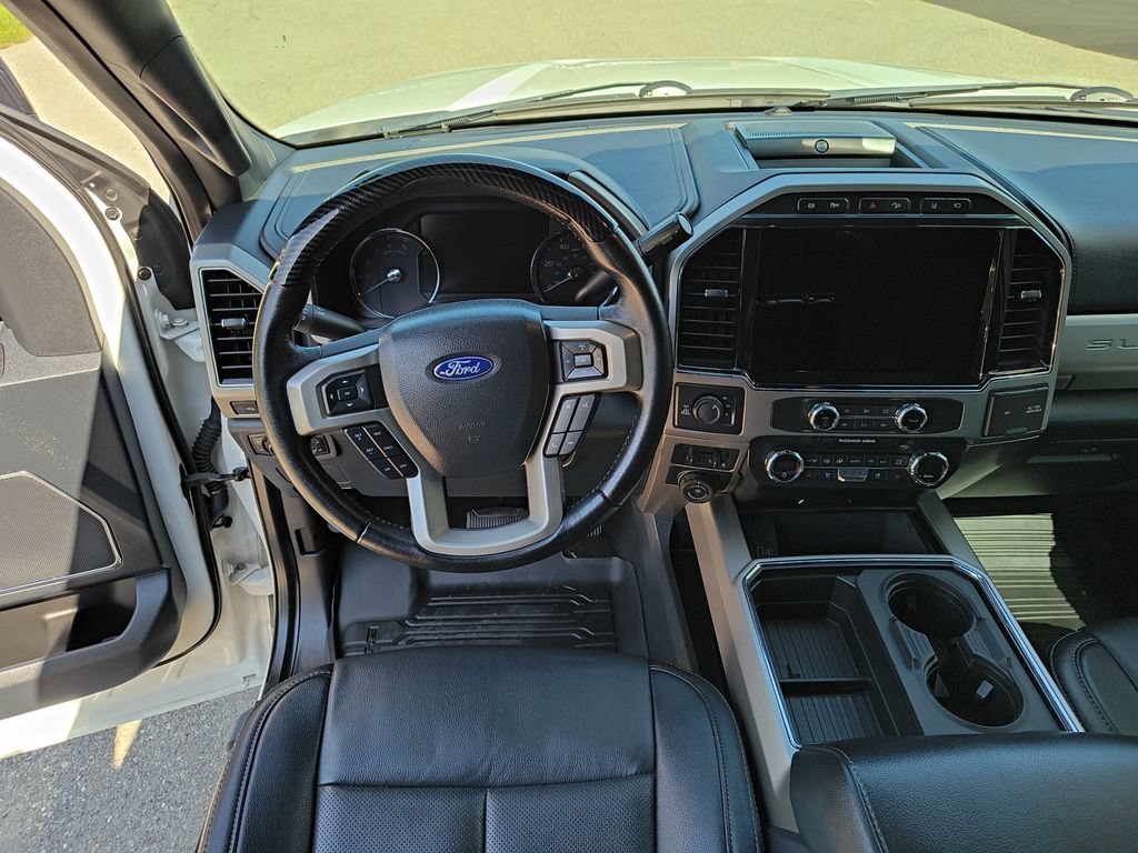 Used 2022 Ford F250 Lariat w/ Black Appearance Package AWD/4WD image 13