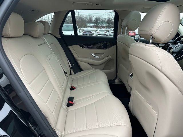 Used 2017 Mercedes-Benz GLC 300 4MATIC image 25