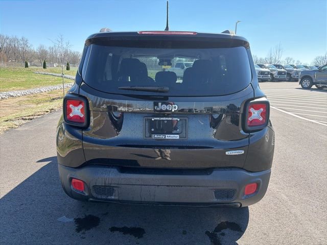 Used 2016 Jeep Renegade Latitude image 7