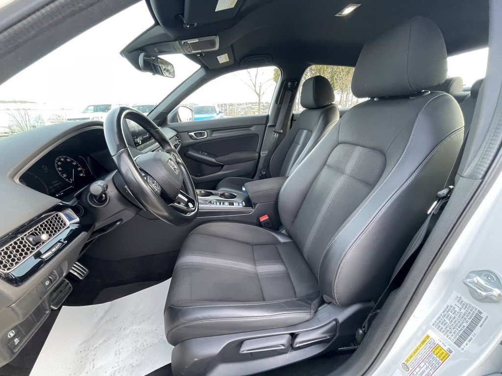 Used 2023 Honda Civic Sport image 19